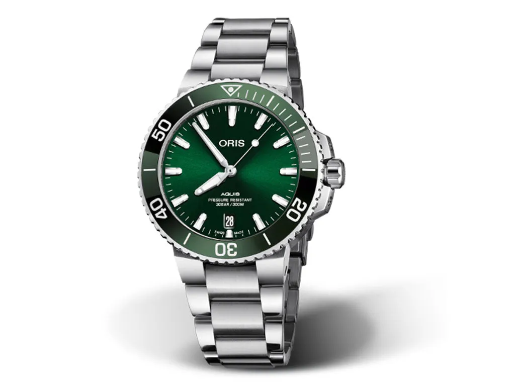 Aquis Date Green - Bracelet - 41.5mm - Ref. 01 733 7766 4157-07 8 22 05PEB