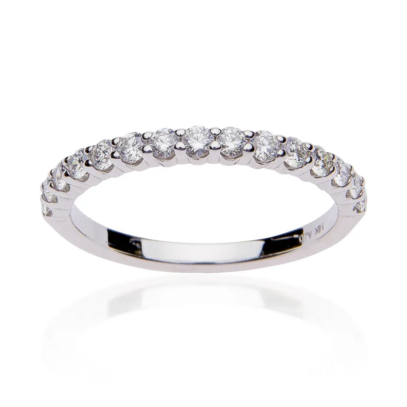 Fink's 18K White Gold 15 Stone Prong Set Wedding Band