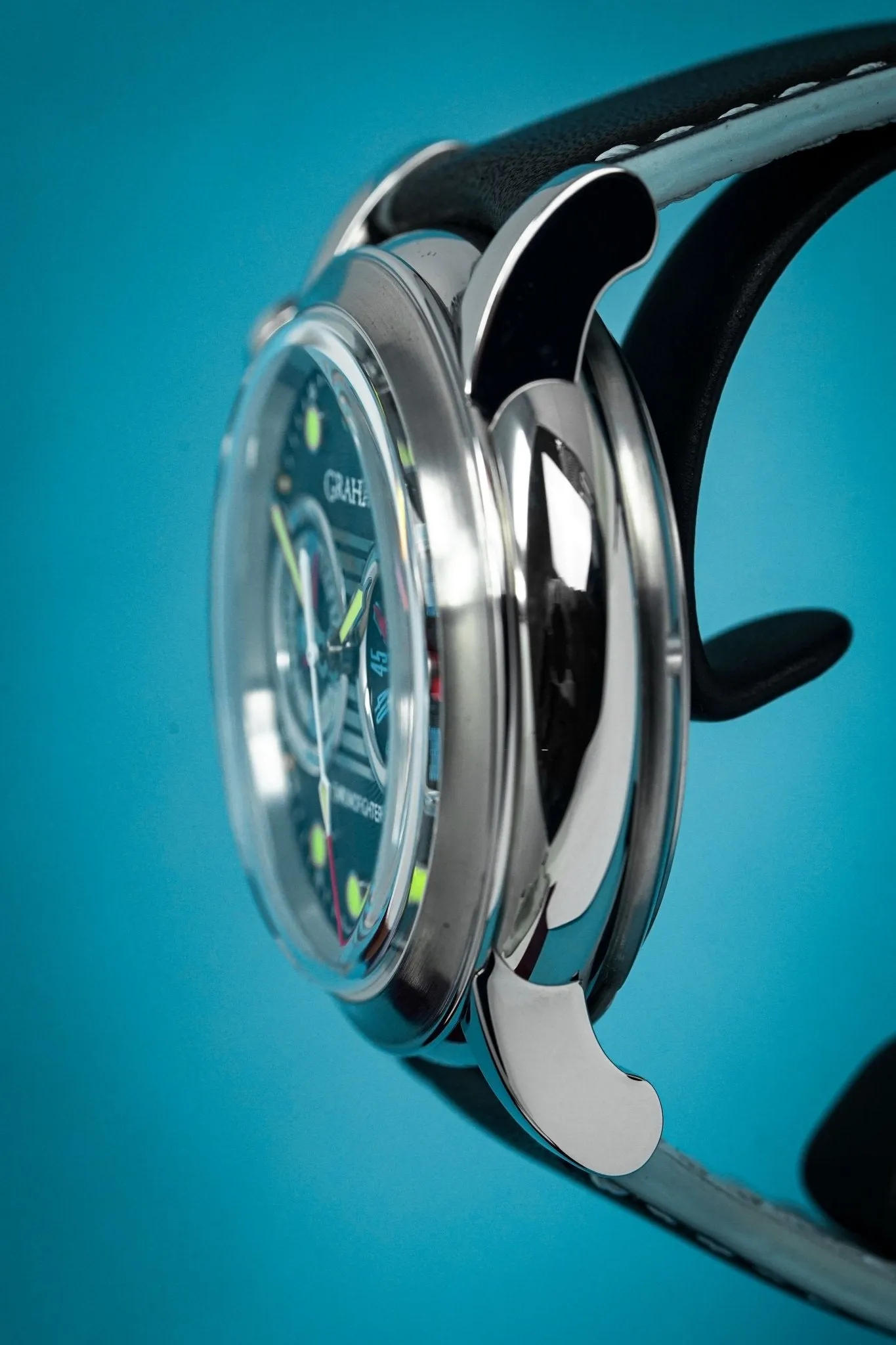 Graham Chronofighter Vintage Stingray Limited Edition 2CVES.B05A