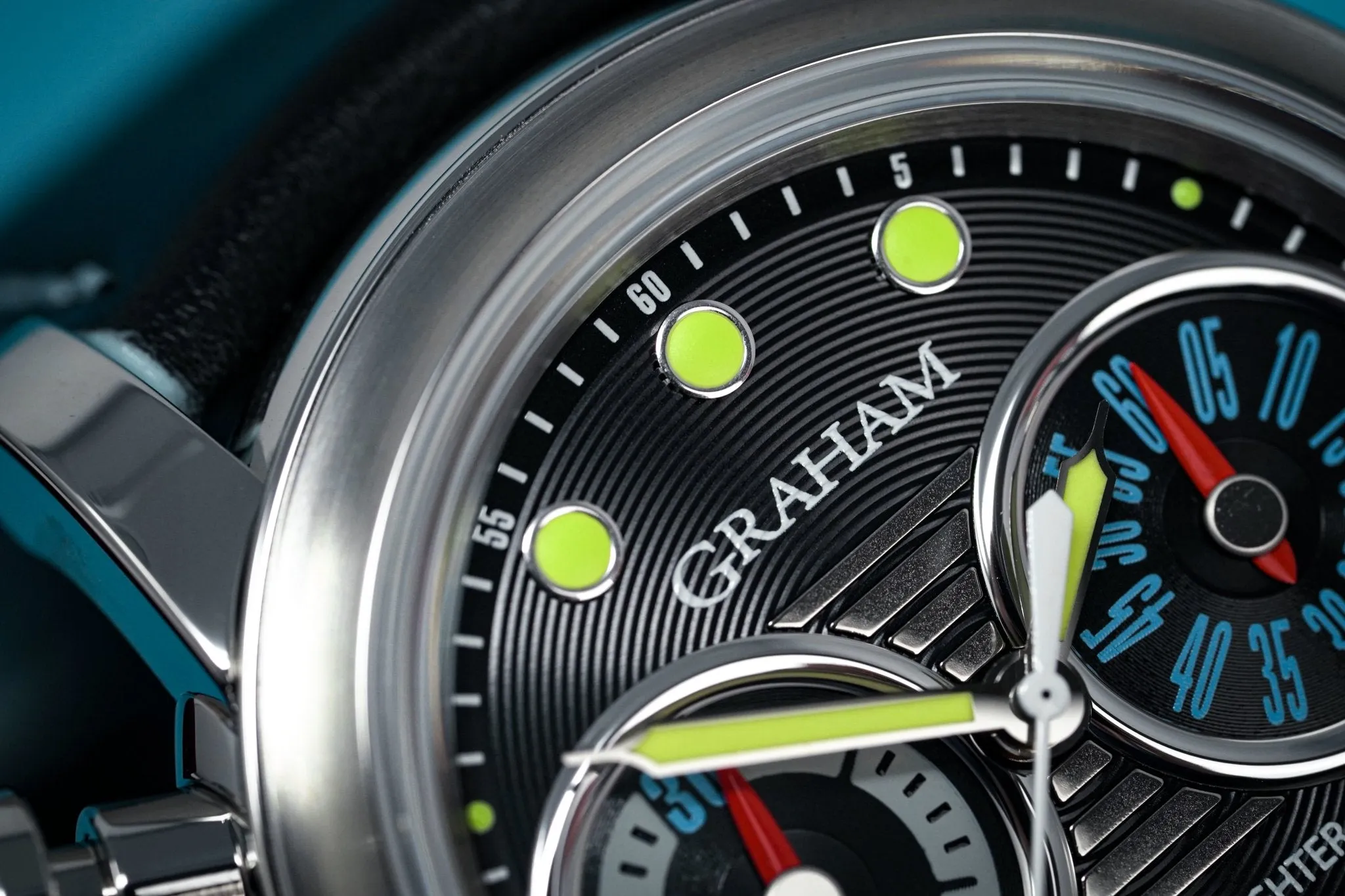 Graham Chronofighter Vintage Stingray Limited Edition 2CVES.B05A
