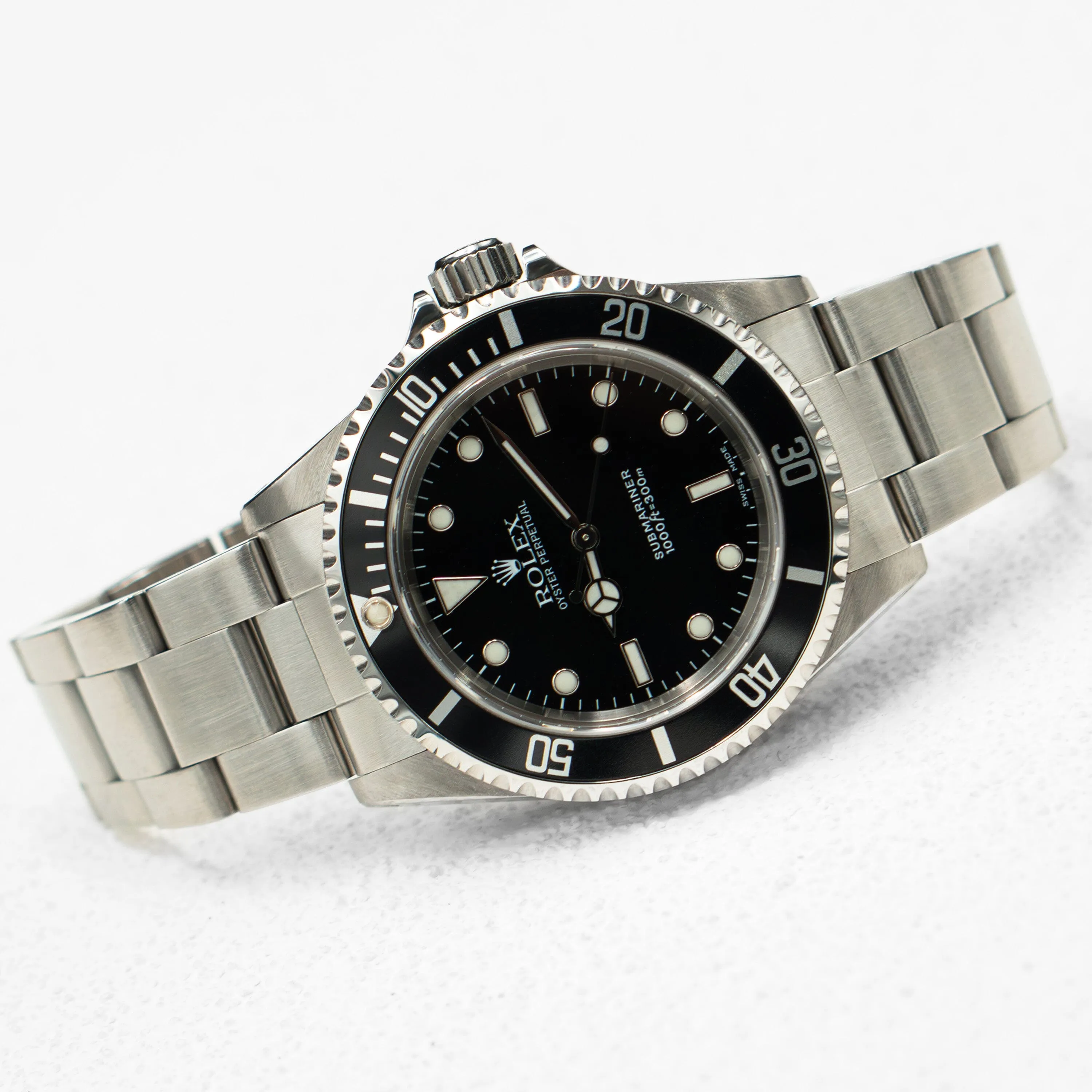 Rolex Submariner 14060M No Date Mens Watch Box Papers