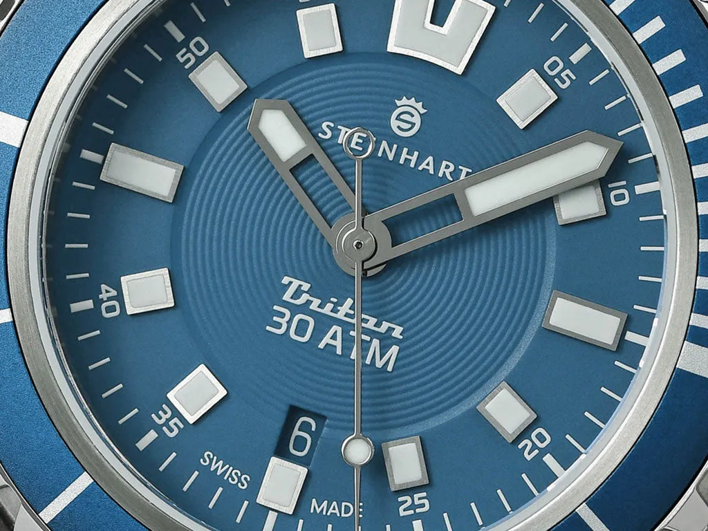 Triton 300 Blue