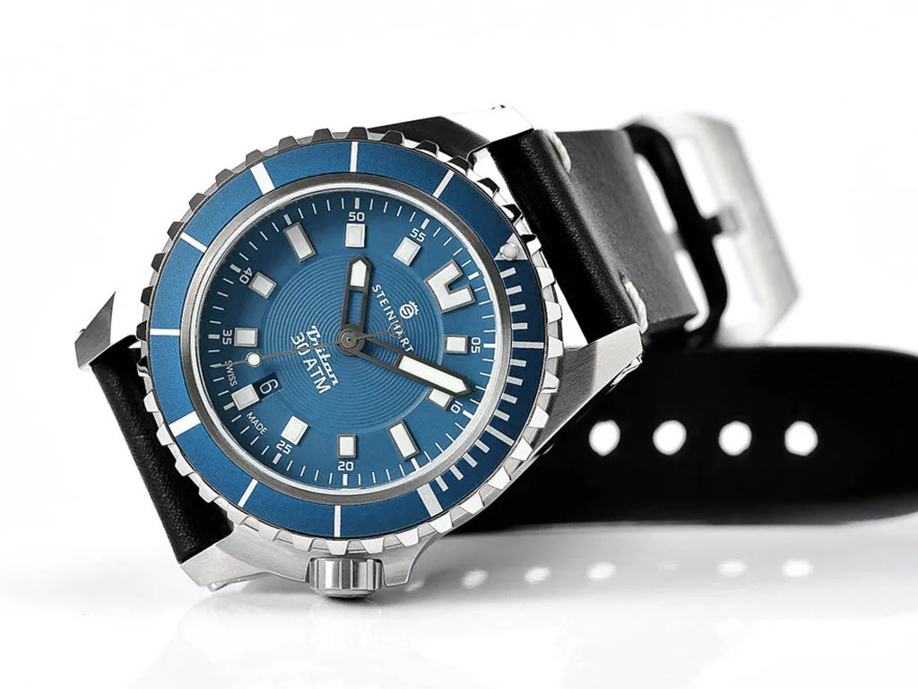Triton 300 Blue