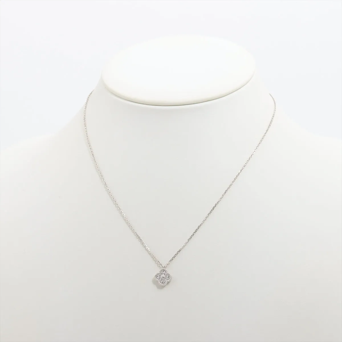 Van Cleef & Arpels Sweet Alhambra diamond Necklace